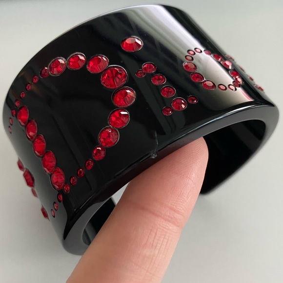 *SOLD* Christian Dior Black Lucite Crystal Logo Bracelet - Picture 15 of 15
